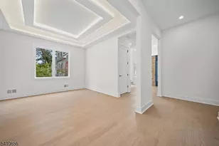 52 Congressional Pkwy, Livingston, NJ 07039 - Photo 3