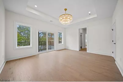 52 Congressional Pkwy, Livingston, NJ 07039 - Photo 15