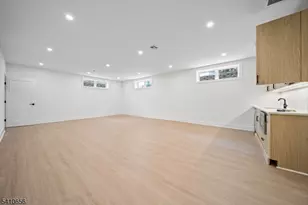 52 Congressional Pkwy, Livingston, NJ 07039 - Photo 19