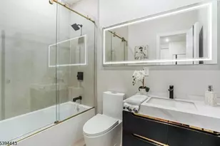 210 22nd St, Irvington, NJ 07111 - Photo 21