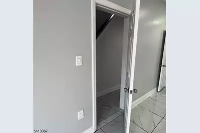 345 Summer Ave, Newark, NJ 07104 - Photo 11