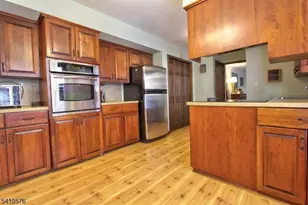 32 Cherryville Hollow Rd, Raritan Township, NJ 08822 - Photo 5