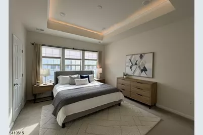 1 Cortland Ct, Livingston, NJ 07039 - Photo 3