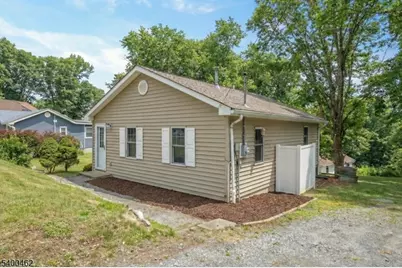 913 Oriole Trl, Stillwater, NJ 07860 - Photo 3