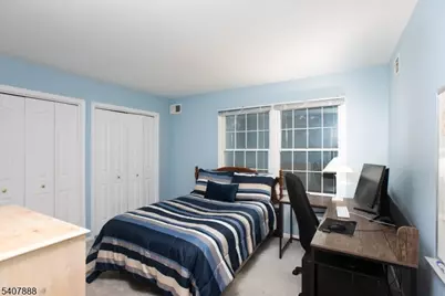 13 Deer Path Cir, Green Brook Township, NJ 08812 - Photo 23