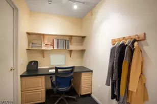 13 Deer Path Cir, Green Brook Township, NJ 08812 - Photo 13