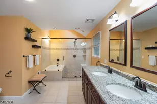 13 Deer Path Cir, Green Brook Township, NJ 08812 - Photo 21