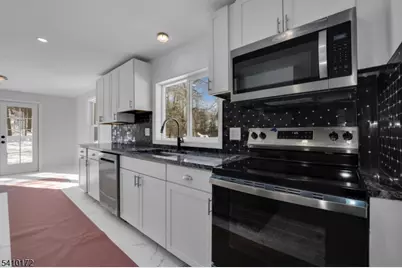 52 Whitehall Rd, Green Township, NJ 07821 - Photo 15