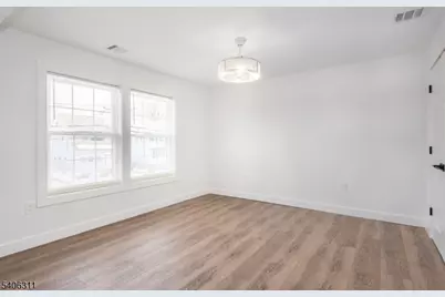 220 Vermont Ave, Irvington, NJ 07111 - Photo 21