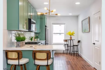 220 Vermont Ave, Irvington, NJ 07111 - Photo 11