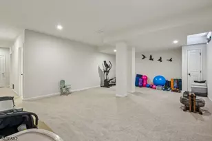 26 Wisteria Ct, Monroe Township, NJ 08831 - Photo 21