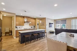 26 Wisteria Ct, Monroe Township, NJ 08831 - Photo 5