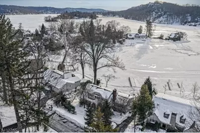 4 Arrowhead Trl, Sparta Township, NJ 07871 - Photo 41