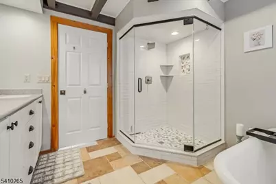 4 Arrowhead Trl, Sparta Township, NJ 07871 - Photo 21