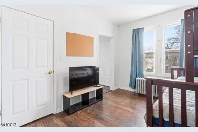 158 S Clinton St, East Orange, NJ 07018 - Photo 17