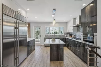 33 Haran Cir, Millburn, NJ 07041 - Photo 13