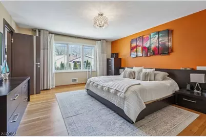 33 Haran Cir, Millburn, NJ 07041 - Photo 19