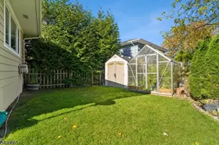 33 Haran Cir, Millburn, NJ 07041 - Photo 31