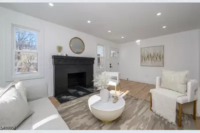 341 Forest Dr, Union Township, NJ 07083 - Photo 7