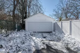 341 Forest Dr, Union Township, NJ 07083 - Photo 43