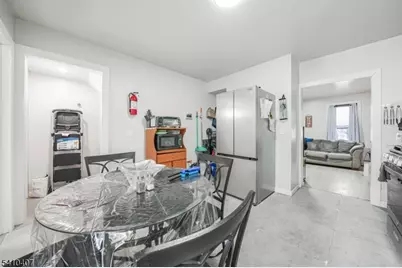 418 S 10th St, Newark, NJ 07103 - Photo 9