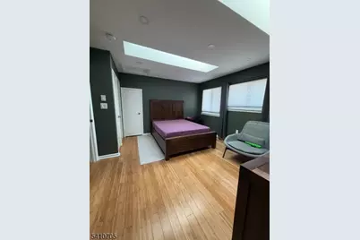 80 Farnham Sq, Sayreville, NJ 08859 - Photo 3