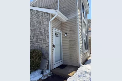 80 Farnham Sq, Sayreville, NJ 08859 - Photo 9