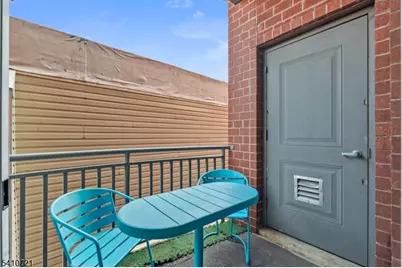 172 Culver Ave #206, Jersey City, NJ 07305 - Photo 21