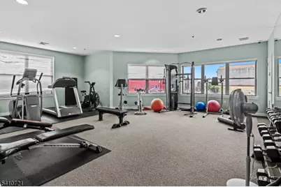 172 Culver Ave #206, Jersey City, NJ 07305 - Photo 27