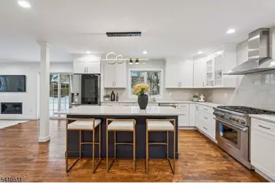 161 Myrtle Ave, Millburn, NJ 07041 - Photo 9