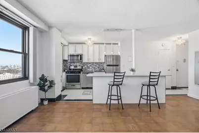 201 St. Pauls Ave #15P, Jersey City, NJ 07306 - Photo 1