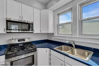 181 Jacoby St #2, Maplewood, NJ 07040 - Photo 25