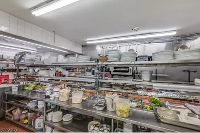 292 Passaic Ave, Fairfield, NJ 07004 - Photo 15