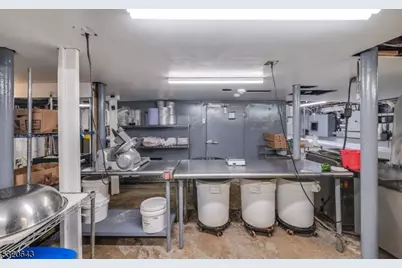 292 Passaic Ave, Fairfield, NJ 07004 - Photo 21