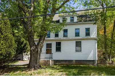 782 Uniontown Rd, Lopatcong Township, NJ 08865 - Photo 1