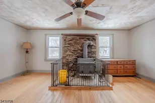 782 Uniontown Rd, Lopatcong Township, NJ 08865 - Photo 7