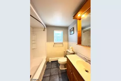 197 N Beverwyck Rd #3, Parsippany, NJ 07034 - Photo 5