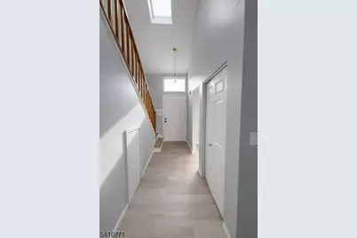 15 Nottingham Way, Franklin Township, NJ 08873 - Photo 3