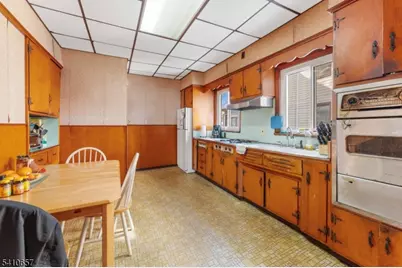 757 Parker St, Newark, NJ 07104 - Photo 11