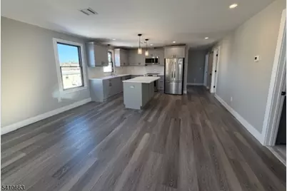 1122 East Blvd #A, Alpha, NJ 08865 - Photo 9