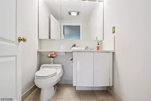 10 Smith Manor Blvd, West Orange Township, NJ 07052 - Photo 21