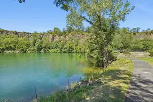 10 Smith Manor Blvd, West Orange Township, NJ 07052 - Photo 31