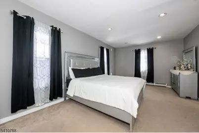 32 Newfield St, East Orange, NJ 07017 - Photo 17