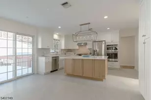 7 Sycamore Way, Warren Township, NJ 07059 - Photo 15