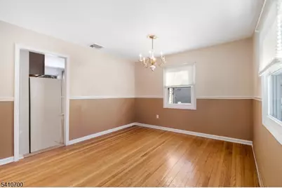 492 Eagle Rock Ave, Roseland, NJ 07068 - Photo 5