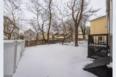 327 S 19th St, Newark, NJ 07103 - Photo 23
