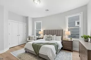 327 S 19th St, Newark, NJ 07103 - Photo 13