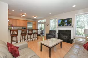 3 Sky View Dr, North Haledon, NJ 07508 - Photo 13