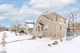 909 Seymour Ave, Linden, NJ 07036 - Photo 3