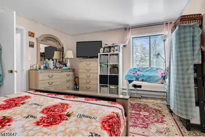 160 Cross Slope Ct, Manalapan Township, NJ 07726 - Photo 11